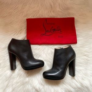 CHRISTIAN LOUBOUTIN Rock & Gold 100 Ankle Booties